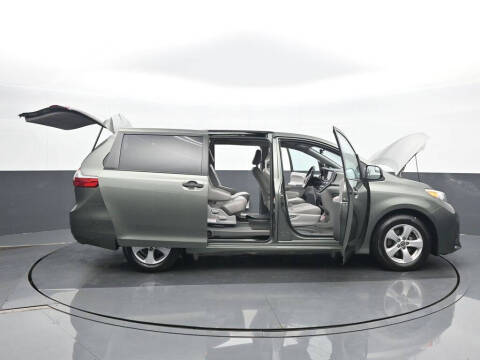 2020 Toyota Sienna L 7-Passenger