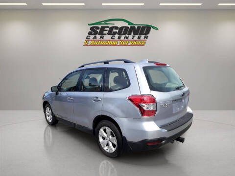 2016 Subaru Forester 2.5i