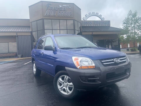 2006 Kia Sportage for sale at FASTRAX AUTO GROUP in Lawrenceburg KY