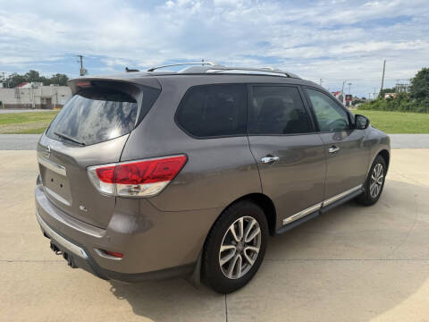 2014 Nissan Pathfinder SL