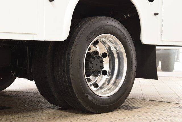 2025 Chevrolet Silverado 5500HD