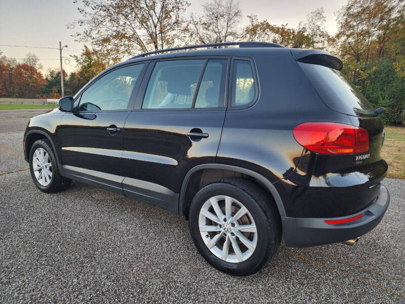 2017 Volkswagen Tiguan Limited Base photo 12