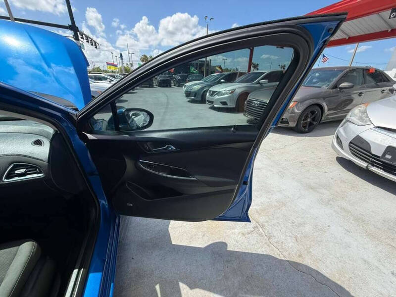 2017 Chevrolet Cruze LT Auto