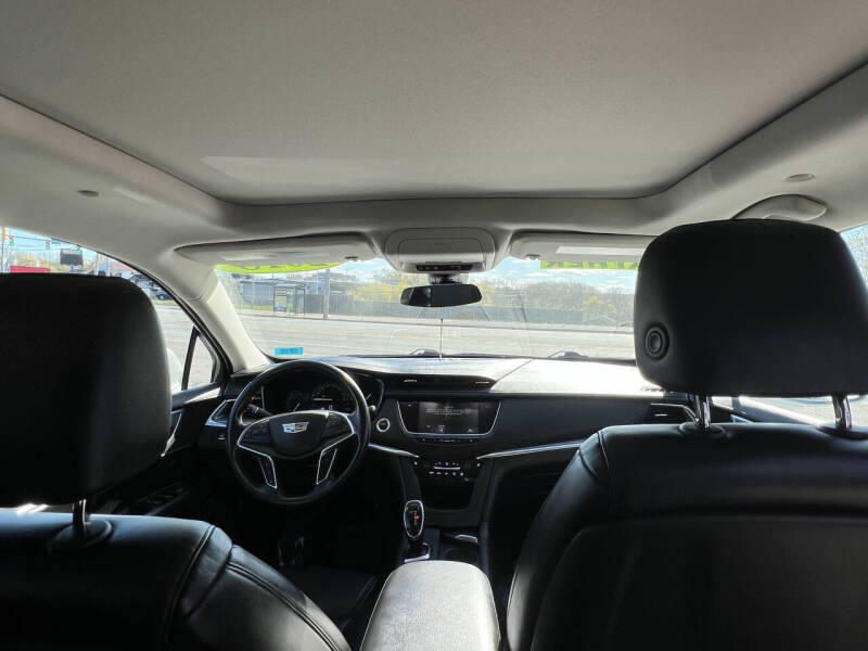 2018 Cadillac XT5 Luxury