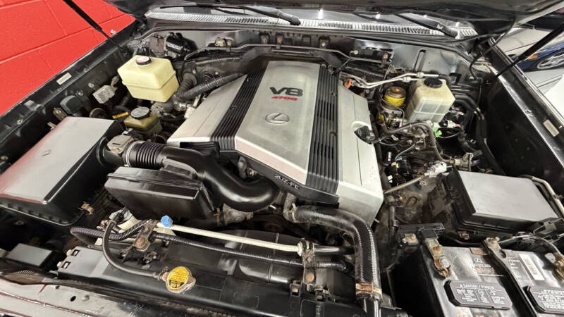 2003 Lexus LX 470