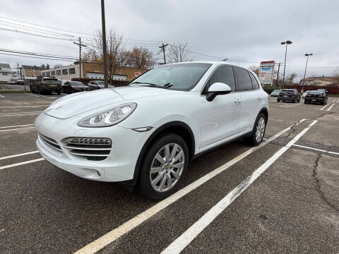 2014 Porsche Cayenne Platinum