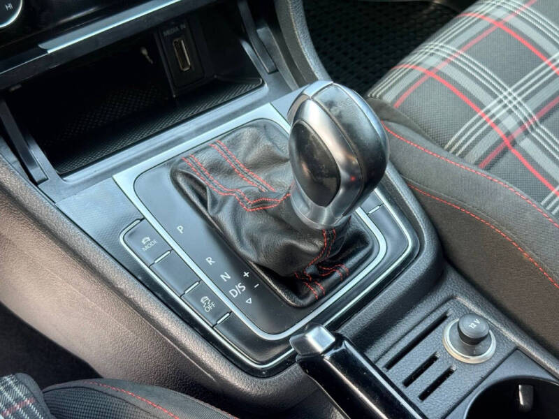 2015 Volkswagen Golf GTI