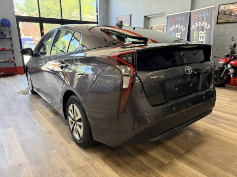 2018 Toyota Prius Three