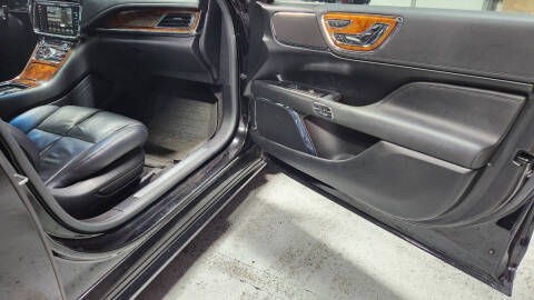 2017 Lincoln Continental Reserve