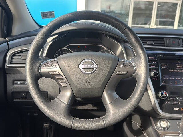 2023 Nissan Murano SV