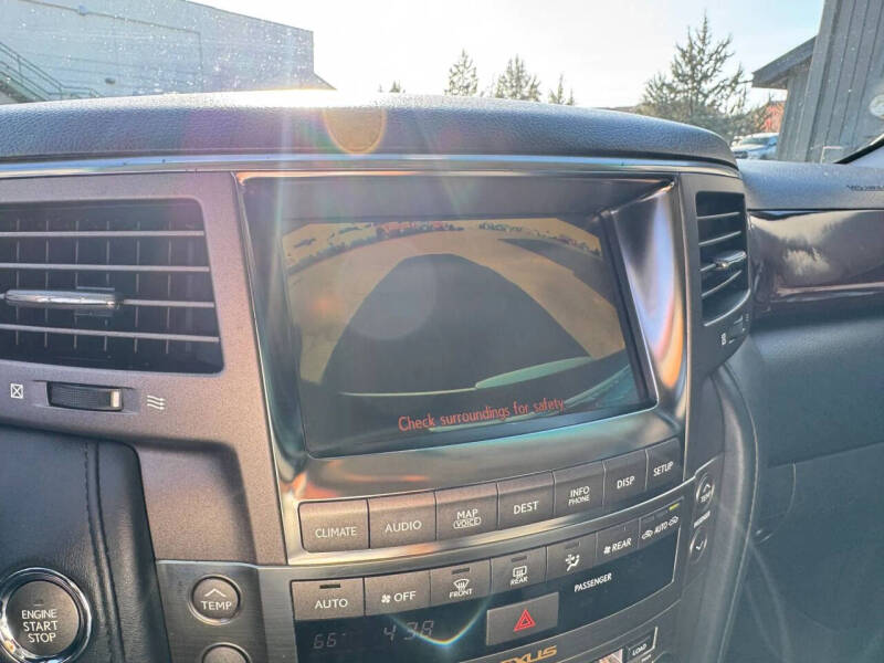 2011 Lexus LX 570