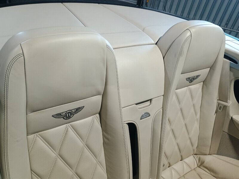 2010 Bentley Continental 27