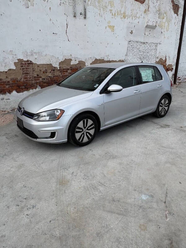 2016 Volkswagen e-Golf SE