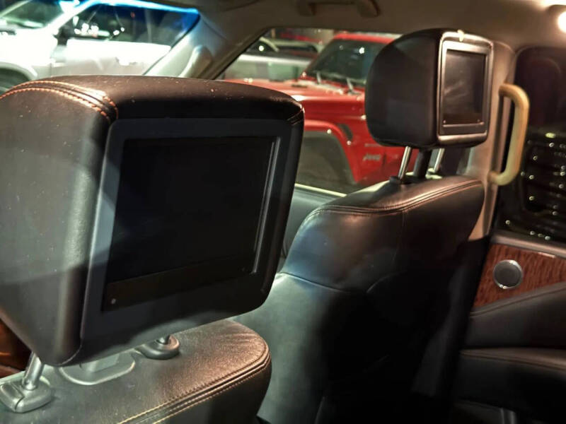 2019 Nissan Armada Platinum