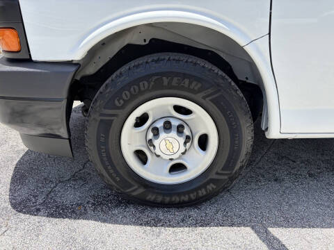 2020 Chevrolet Express LS 3500