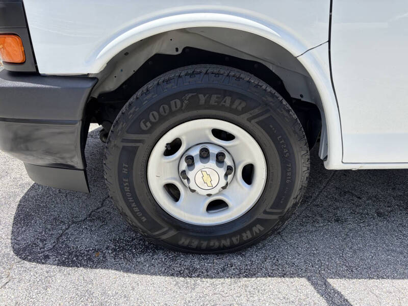 2020 Chevrolet Express LS 3500