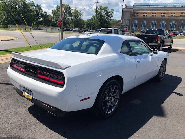 2017 Dodge Challenger GT