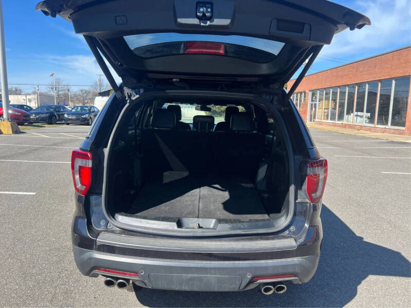 2019 Ford Explorer Sport