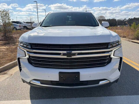 2023 Chevrolet Suburban LT