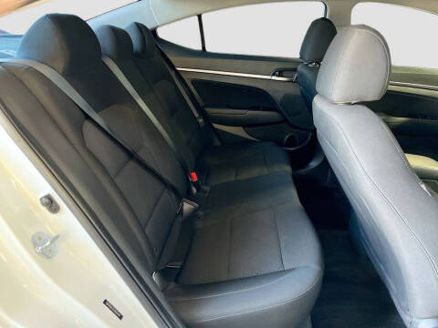 2020 Hyundai Elantra