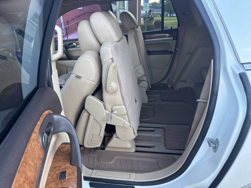 2011 Buick Enclave CXL-2