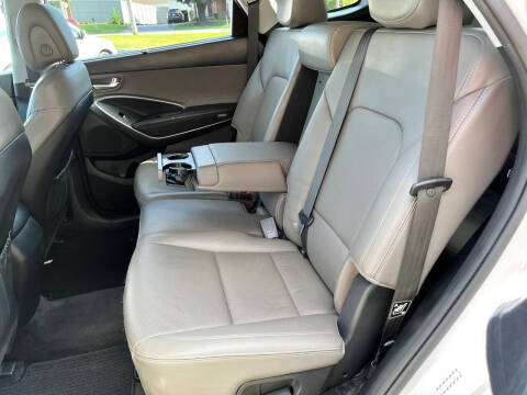 2018 Hyundai Santa Fe SE