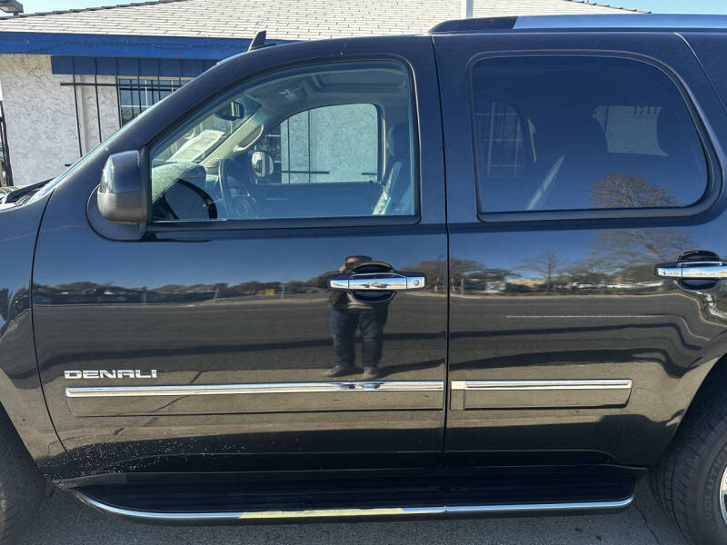 2011 GMC Yukon Denali