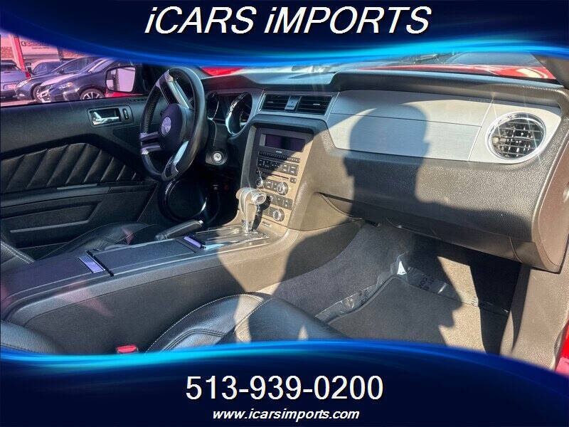 2011 Ford Mustang V6 Premium