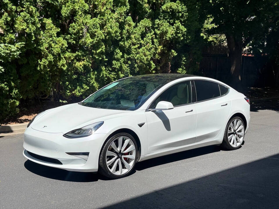 2018 Tesla Model 3 Long Range Dual Motor - Photo 2