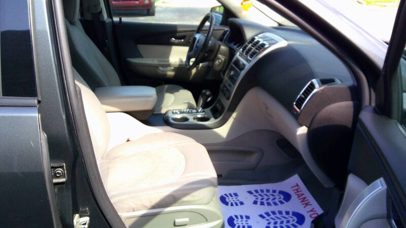 2011 GMC Acadia SLE