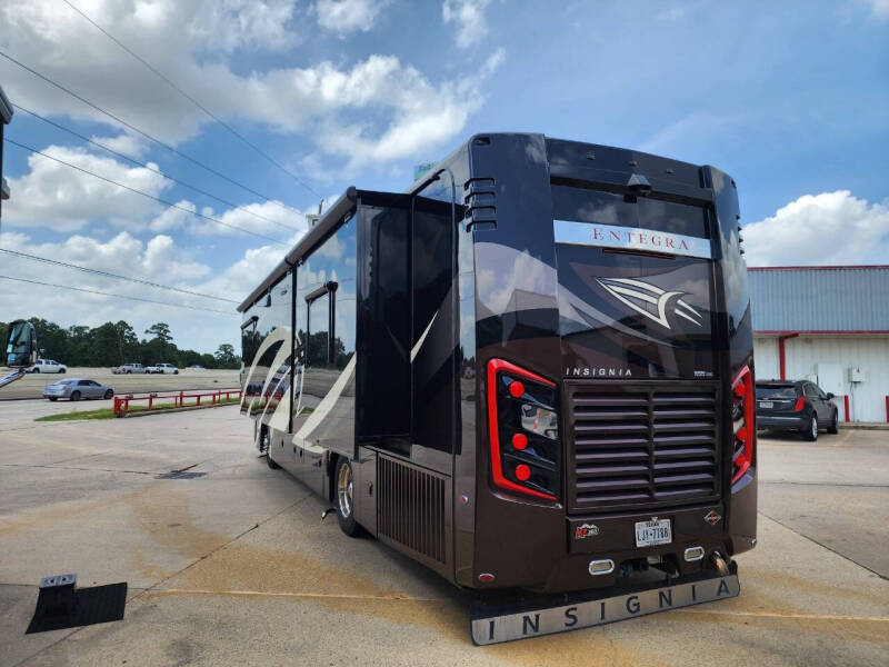 2019 Entegra Coach INSIGNIA 37MB