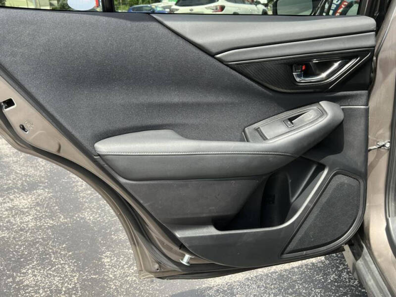 2024 Subaru Outback Premium