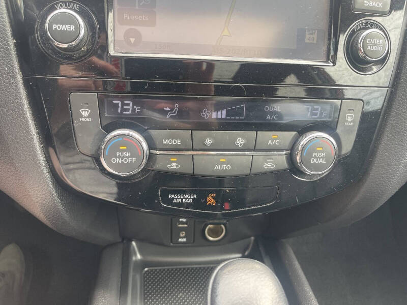 2015 Nissan Rogue SL