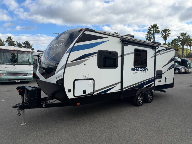 2019 Cruiser RV Shadow Cruiser
