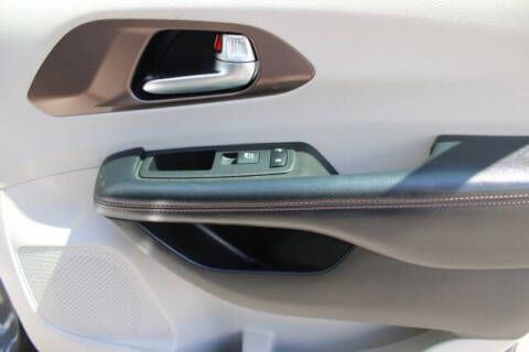 2019 Chrysler Pacifica Touring L