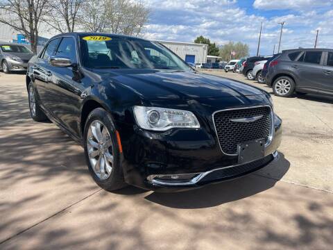 2019 Chrysler 300 for sale at AP Auto Brokers in Longmont CO