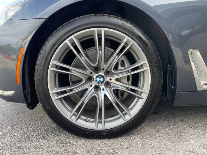 2018 BMW 7 Series 740i