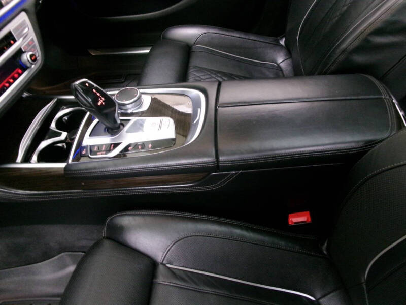 2016 BMW 7 Series 750i xDrive