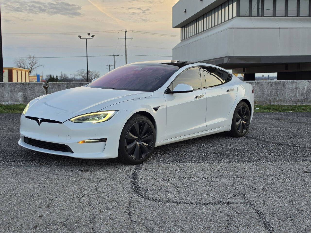 White 2021 Tesla Model S Plaid AWD Plaid 4dr Sedan 1