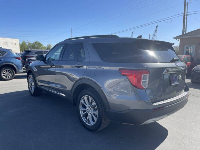 2022 Ford Explorer XLT