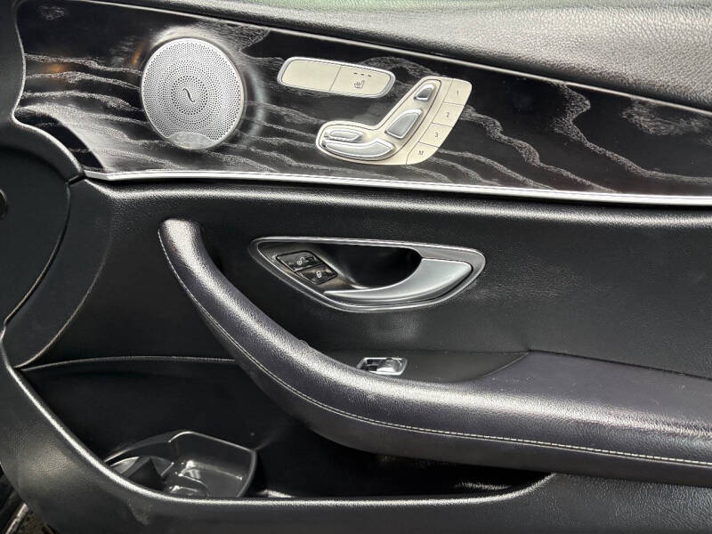 2019 Mercedes-Benz E-Class E 300