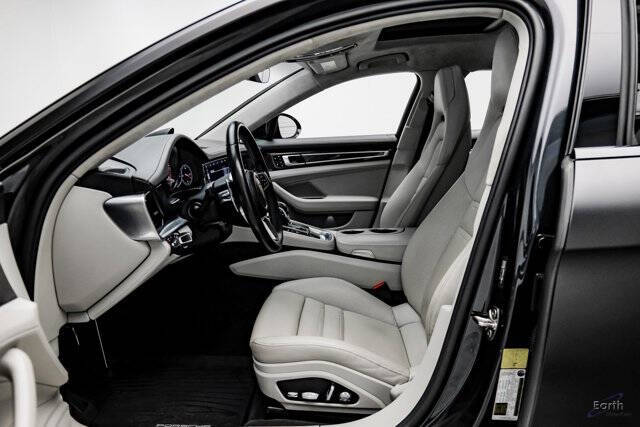 2018 Porsche Panamera Turbo Sport Turismo