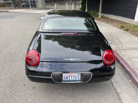 2002 Ford Thunderbird Deluxe