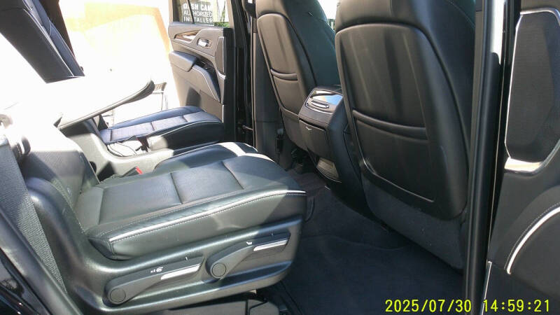 2023 Cadillac Escalade Premium Luxury