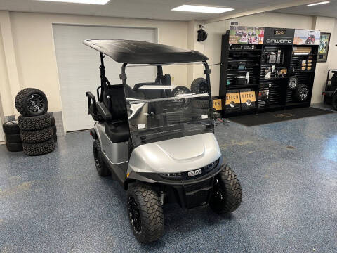 2026 E-Z-GO RXV 4