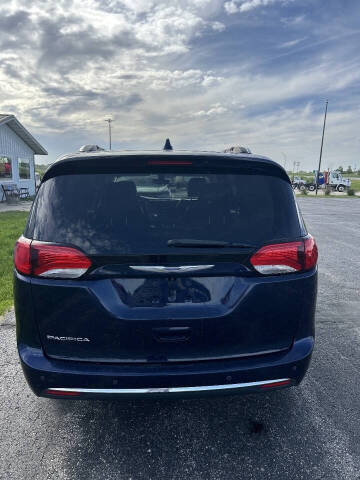 2019 Chrysler Pacifica Touring L