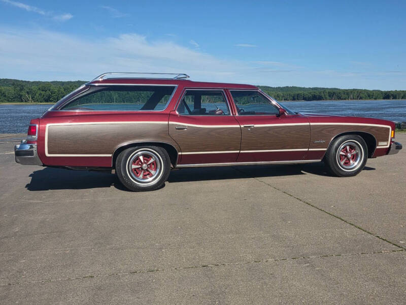 1974 Pontiac Safari