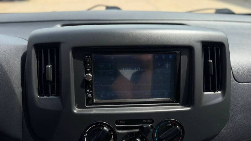 2017 Nissan NV200