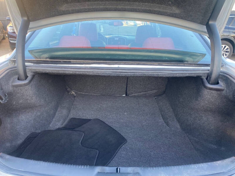 2019 Chrysler 300 Touring L