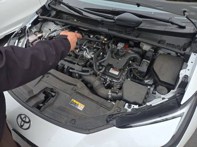 2025 Toyota Prius LE